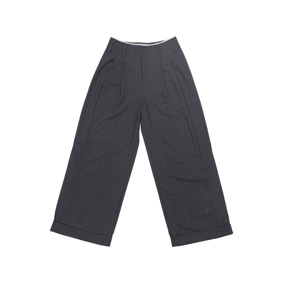Contrast-Trim Cuffed Wide-Leg Trousers in Grey
