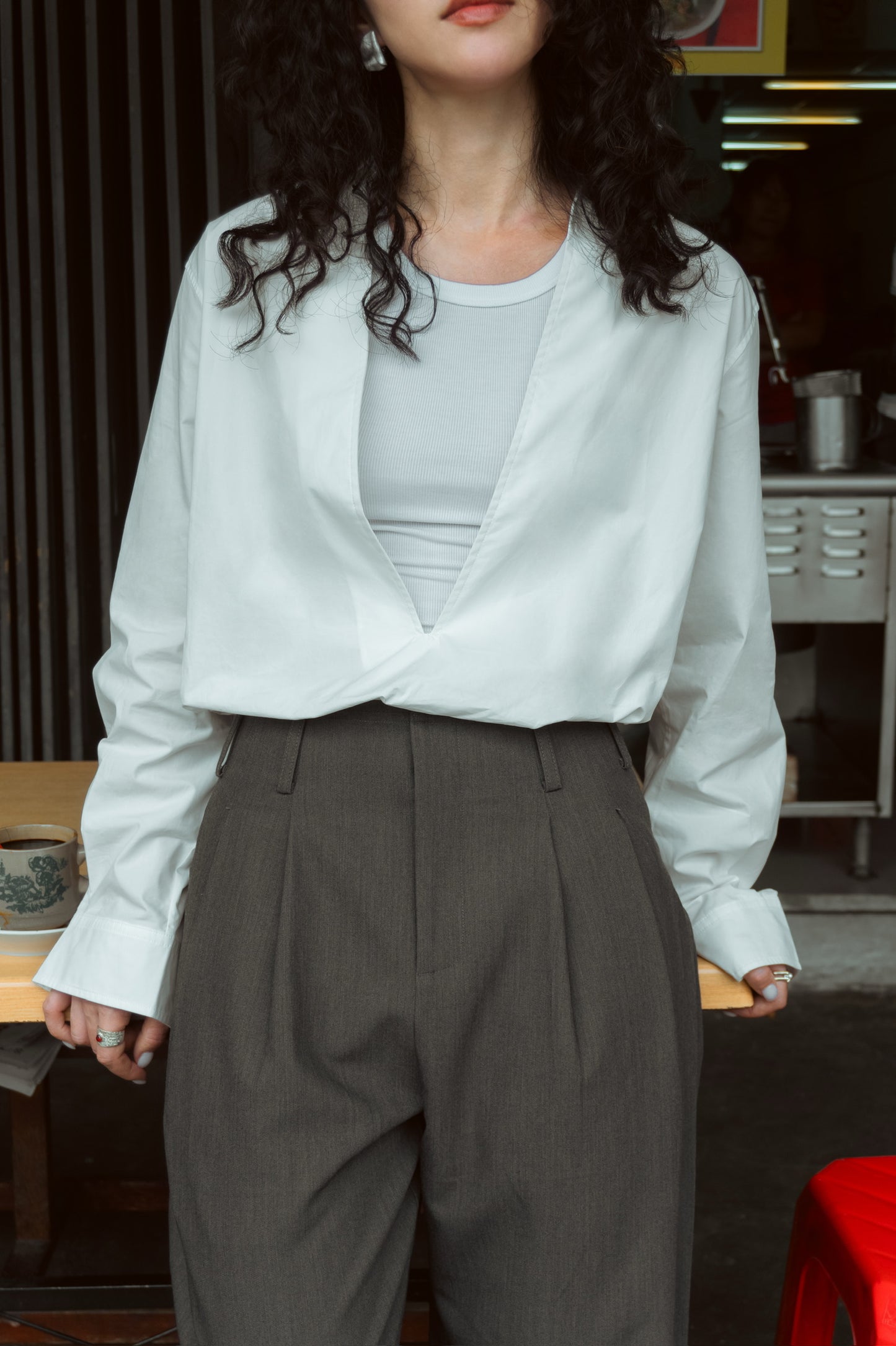 Contrast-Trim Cuffed Wide-Leg Trousers in Grey