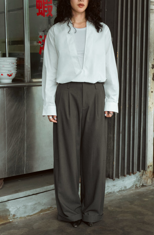 Contrast-Trim Cuffed Wide-Leg Trousers in Grey