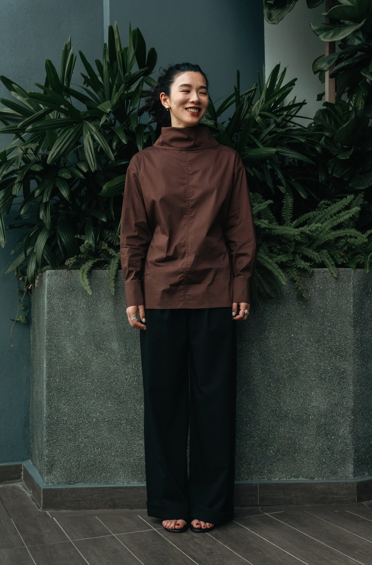 Multi-Wear Tie-Neck Stand Collar Blouse in Brown